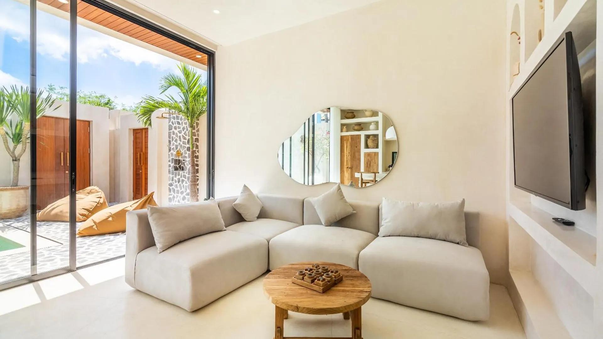 Casa Admire Villas Legian