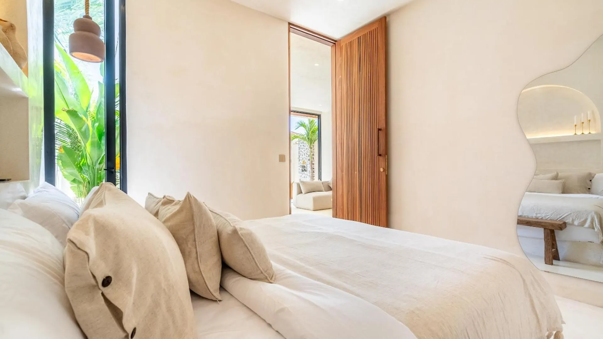 Casa Admire Villas Legian   Legian (Bali)