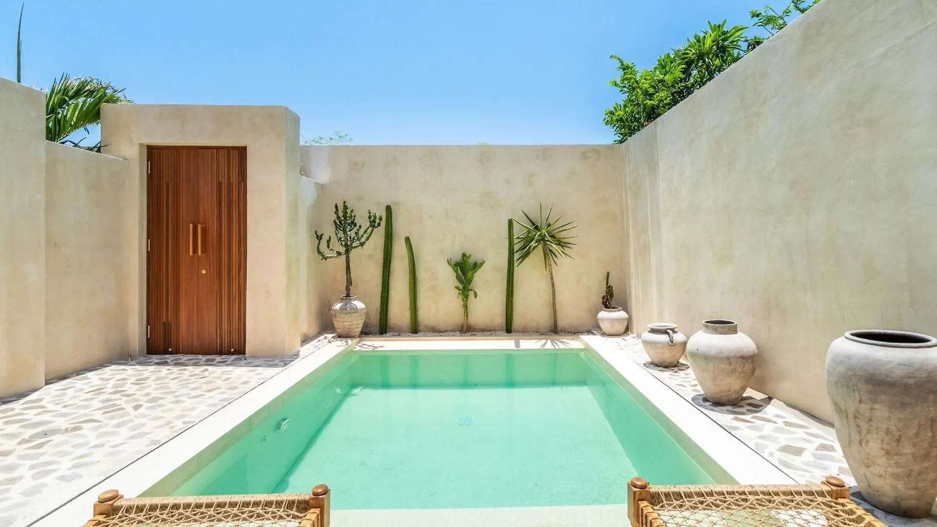 Casa Admire Villas Legian