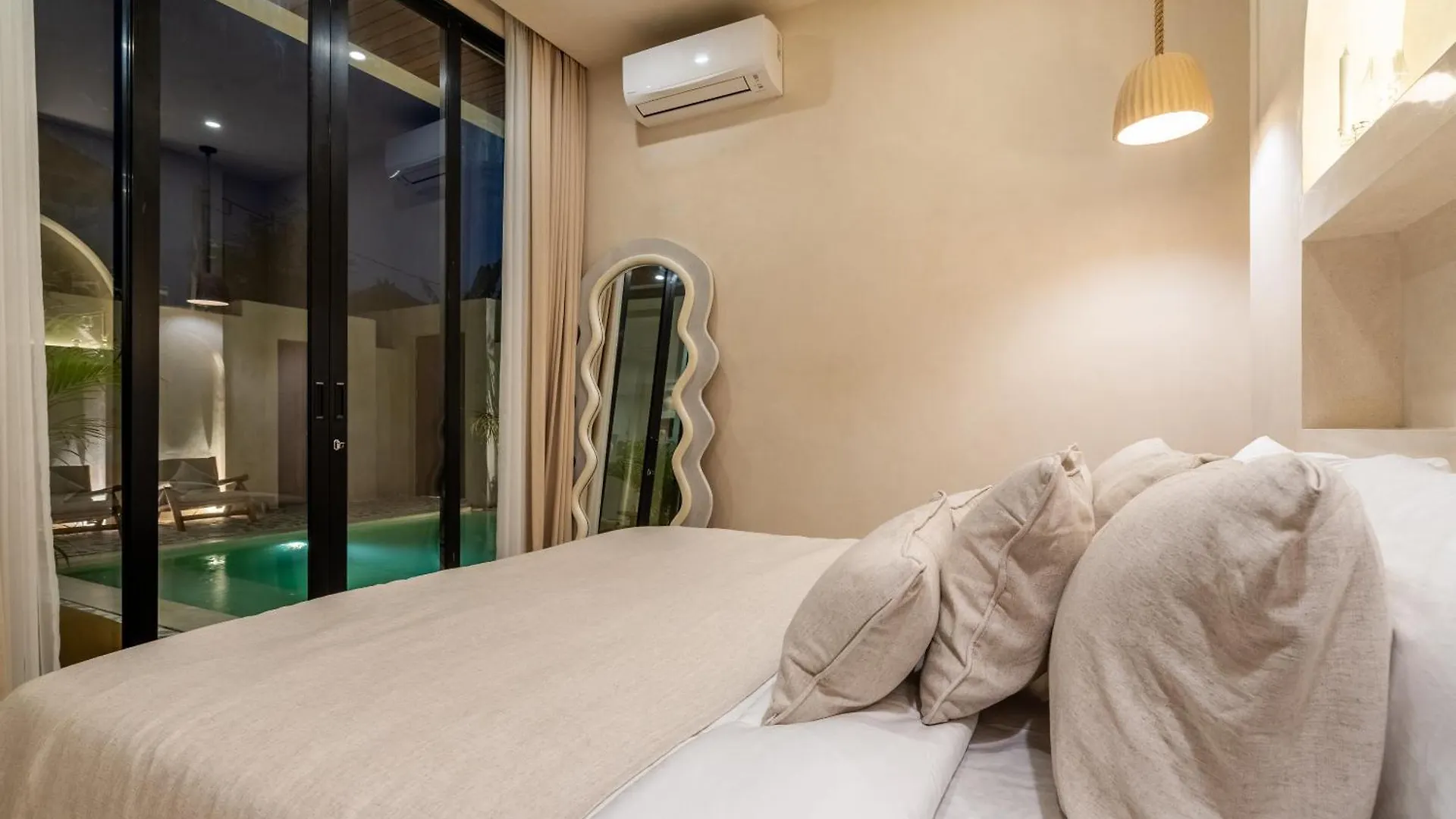 Casa Admire Villas Legian  Indonesia