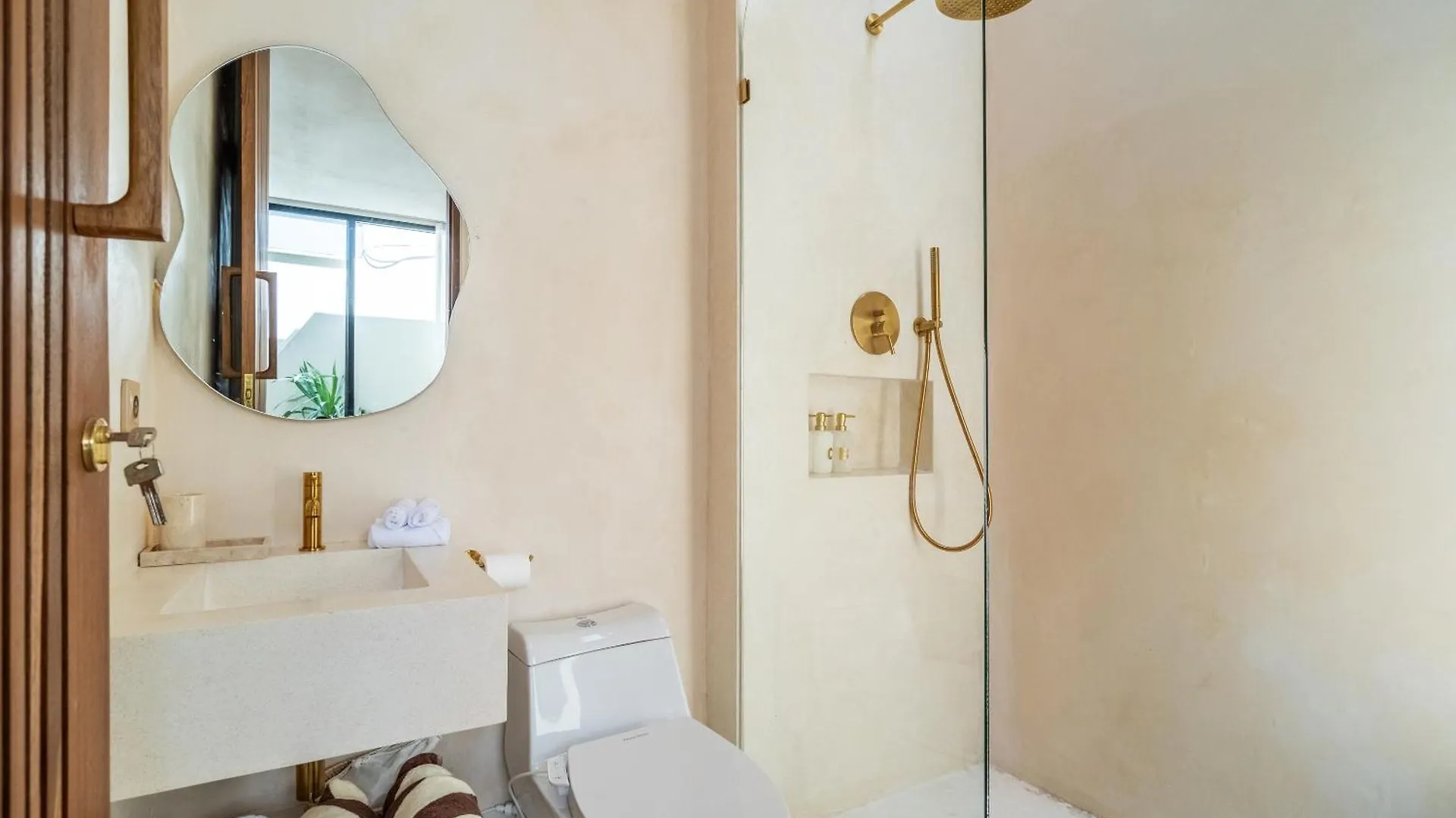 Casa Admire Villas Legian  Indonesia