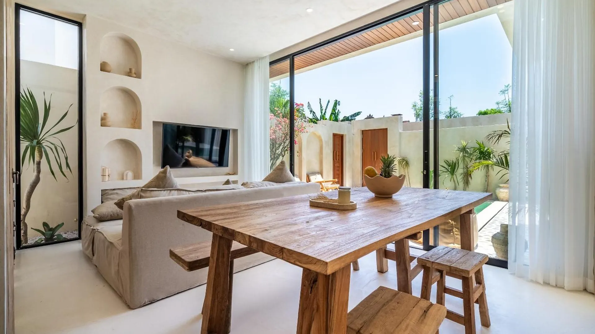 Casa Admire Villas Legian