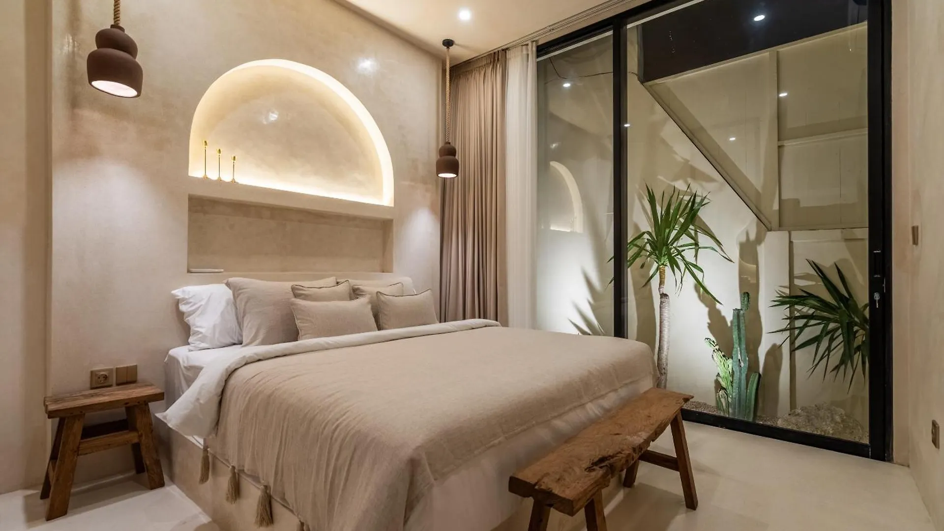 Casa Admire Villas Legian  0*, Legian (Bali) Indonesia