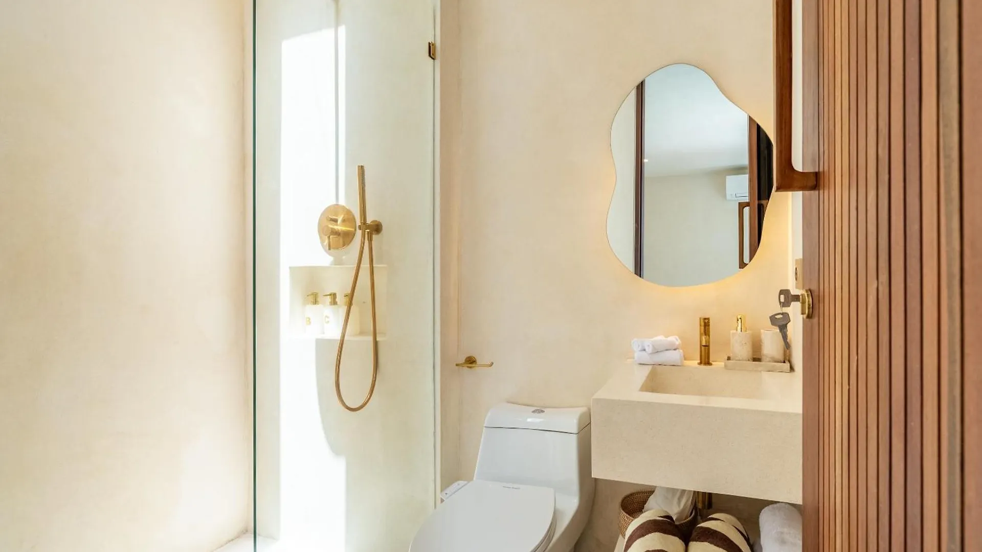 Casa Admire Villas Legian